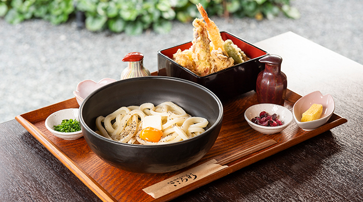 お持ち帰りの天ぷら・ご飯